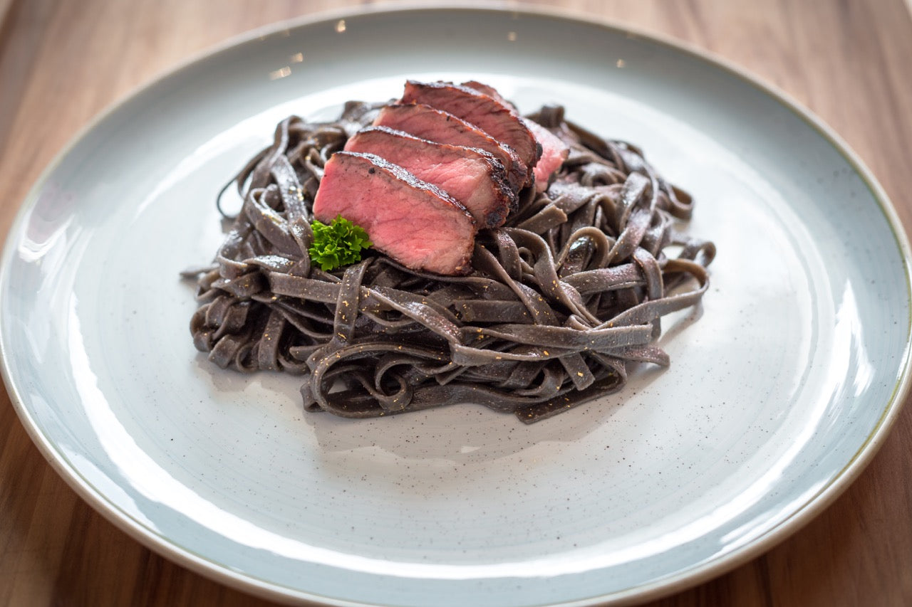 Büffel Rib-Eye Caveman Style